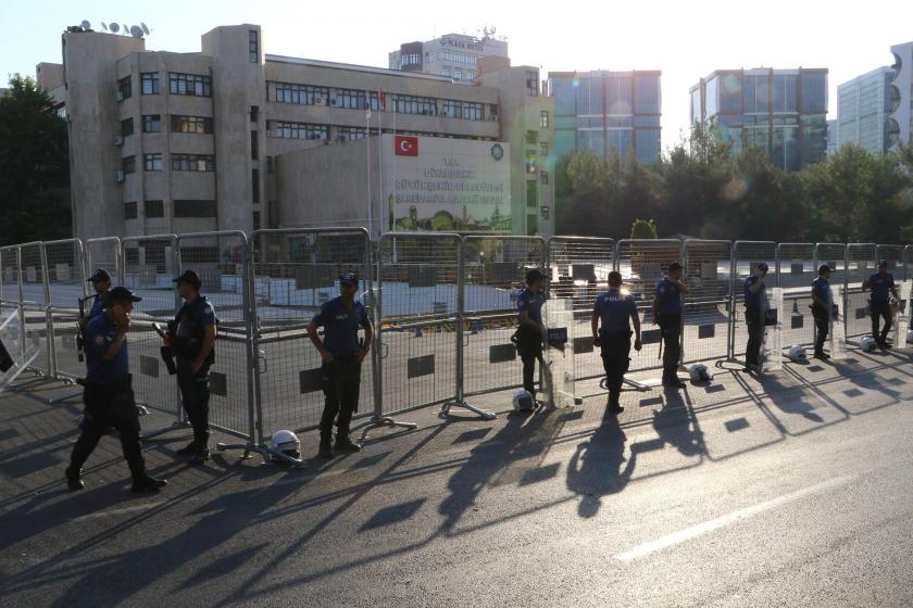 İsveç Parlamentosundan kayyum mesajı: Demokrasiye yönelik ciddi bir suçtur