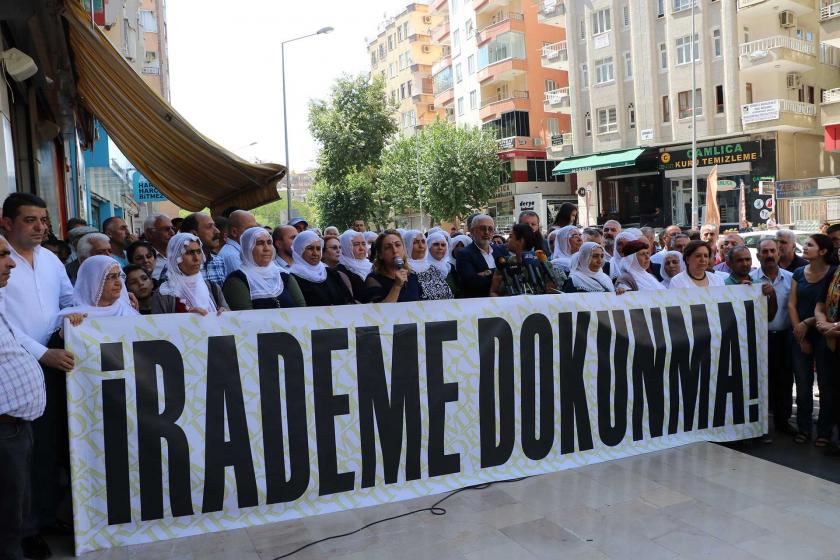 Kayyumlara karşı nöbet eylemleri 10’uncu gününde: İrademe dokunma