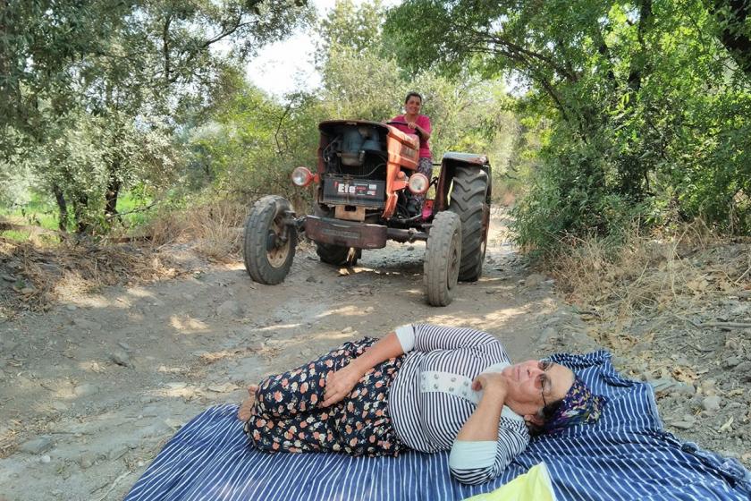 Mitil böyle atılır: 70 yaşındaki Ayşe teyze, JES şirketinin karşısına çıktı