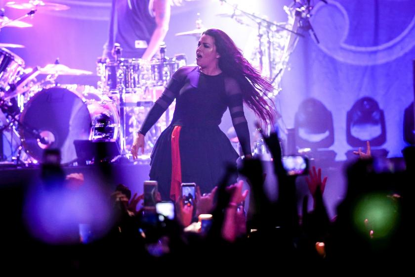 Evanescence İstanbul'da hayranlarıyla buluştu