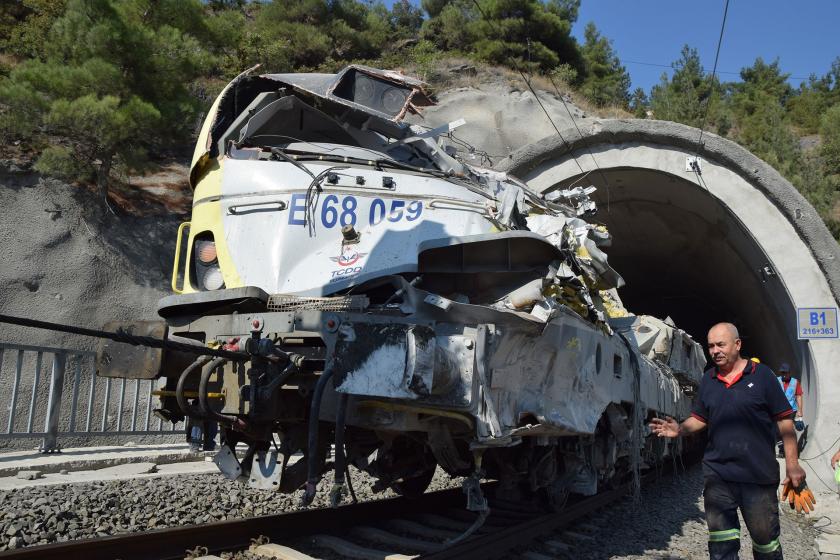 CHP'li Utku Çakırözer, Bilecik tren kazasına dair iddiaları Meclis gündemine taşıdı