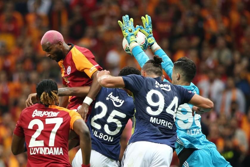 Galatasaray ve Fenerbahçe 0-0 berabere kaldı