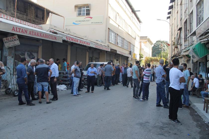 Adana'da sayacılar iş bırakma eylemini sürdürme kararı aldı