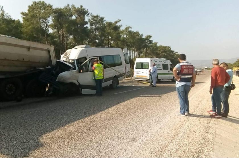 Akkuyu Nükleer Santrali'ne çalışmaya gelen işçiler kaza yaptı: 2 ölü, 11 yaralı