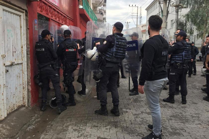 Cizre Belediyesi Eş Başkanı görevden uzaklaştırıldı, ilçe kaymakamı kayyum atandı