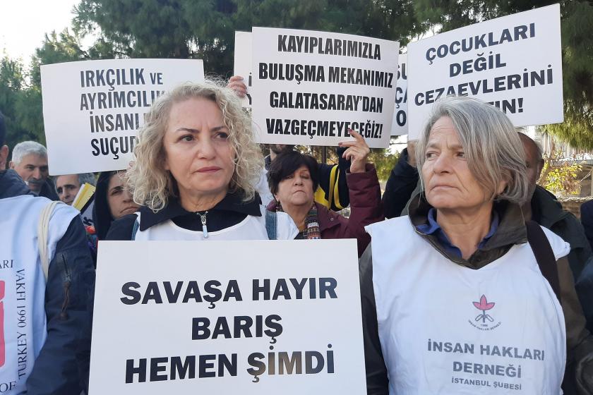 İHD ve TİHV İstanbul Şubesi üyelerinin basın açıklaması