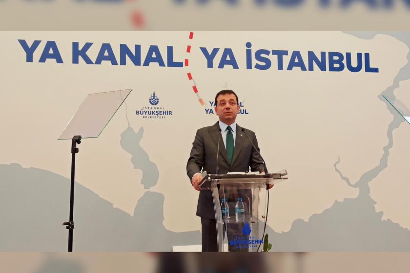 İBB Başkanı Ekrem İmamoğlu, 'Ya kanal ya istanbul' başlıklı basın toplantısında konuşurken