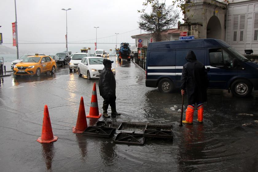 Sarıyer'de sağanak etkili oldu