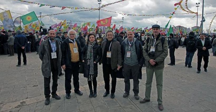 Ahmet Şık'a Instagram'da Newroz sansürü