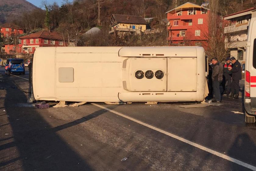 Zonguldak'ta kaza yapan işçi servisi