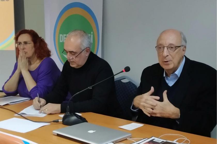 Demokrasi İçin Birlik toplantısı DİB Sözcüsü Rıza Türmen (sağda) DİB Koordinasyon Üyesi Bedahet Tosun (ortada) DİB Koordinasyon Üyesi Nesteren Davutoğlu (solda)