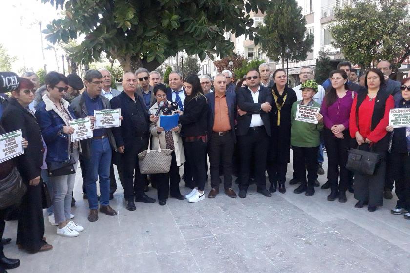 Mersin Çevre ve Doğa Derneği üyeleri, Taşucu Tersanesinin yapılmak istenmesini protesto etti.