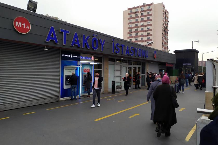 Ataköy Metro İstasyonu kepenklerini kapatmış