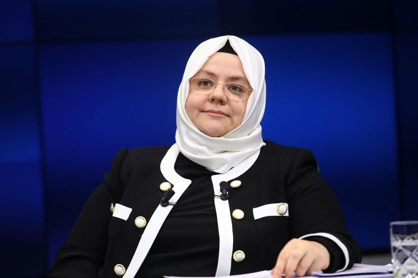 Zehra Zümrüt Selçuk