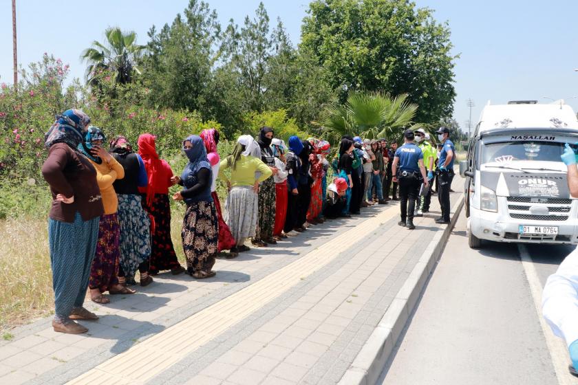 7 kişi taşınması gereken minibüste 35 tarım işçisi taşıdı, para cezası kesildi