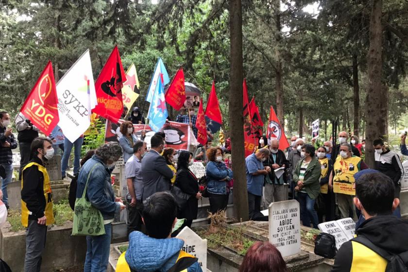 Nuhak’ta yaşamını yitiren Sinan Cemgil, Kadir Manga ve Alpaslan Özdoğan, Buca’da Özdoğan’ın mezarı başında anıldı