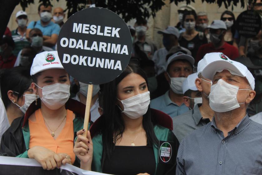 Meslek odalarıma dokunma dövizi taşıyan avukat