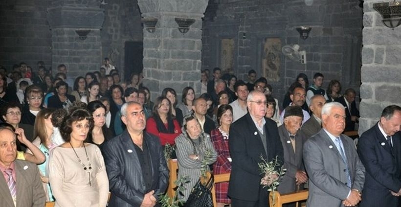 IŞİD, Paskalya'da kiliseyi havaya uçurdu