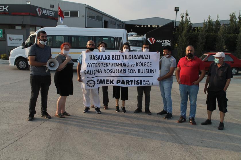 EMEP üyeleri Aytek fabrikası önünde basın açıklaması yaptı