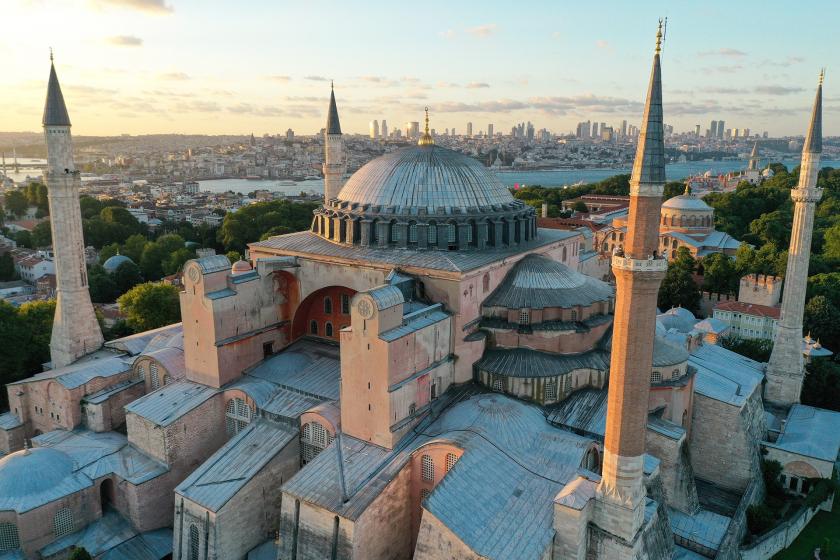 Ayasofya'nın yukarıdan çekilmiş fotoğrafı.