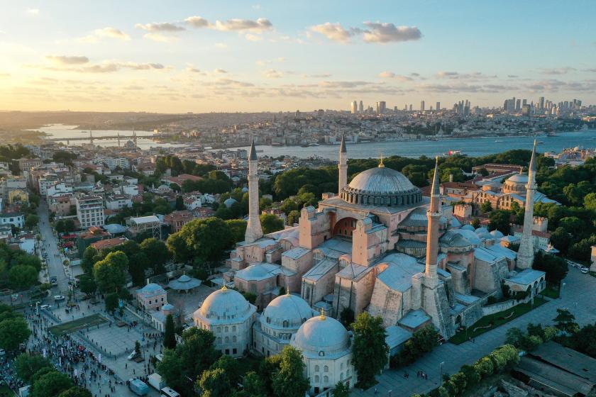 Ayasofya'nın yukarıdan çekilmiş fotoğrafı.