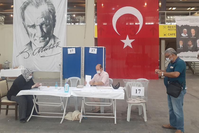 İzmir Tabip Odasının 2020-2022 dönemi seçimlerini Demokratik Katılımcı Hekimler kazandı.