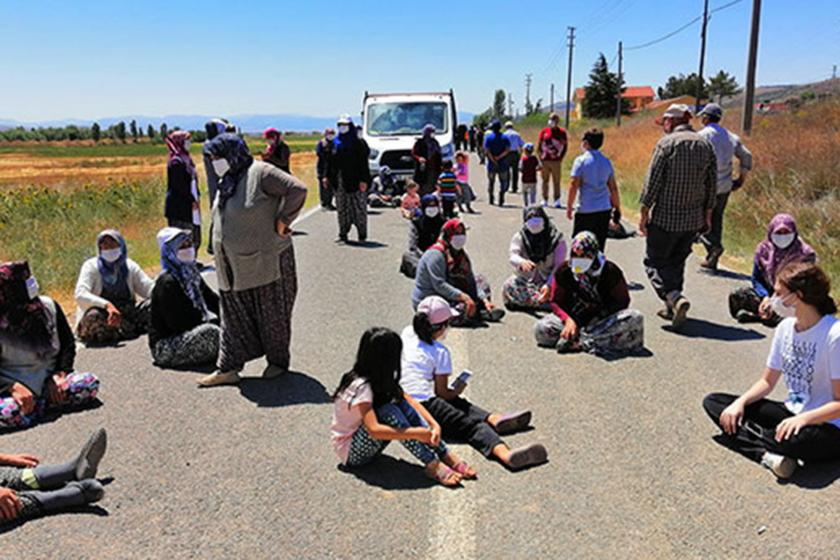 Ilgın köylüleri eylem yapıyor.