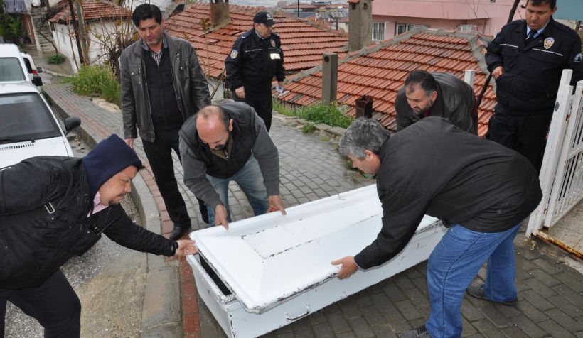 Sobadan zehirlenen anne öldü, çocukları yoğun bakımda