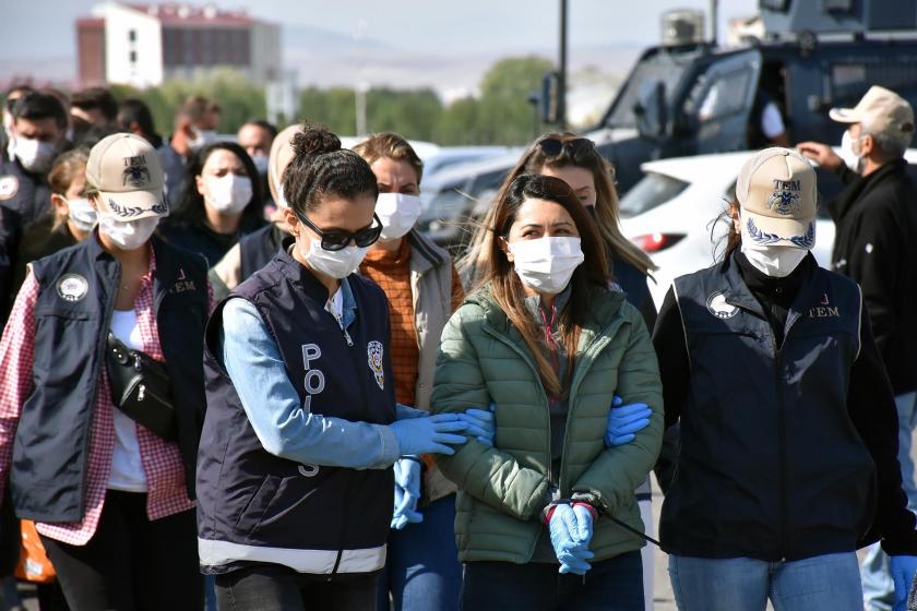 Kars Belediyesi Eş Başkanı Şevin Alaca tutuklandı