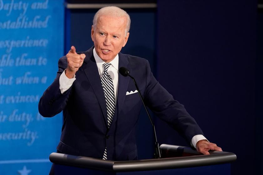 ABD'deki 59. başkanlık seçimleri öncesinde Demokratların başkan adayı Joe Biden canlı yayın tartışmasında konuşuyor. (Fotoğraf: Morry Gash/EPA/AA)