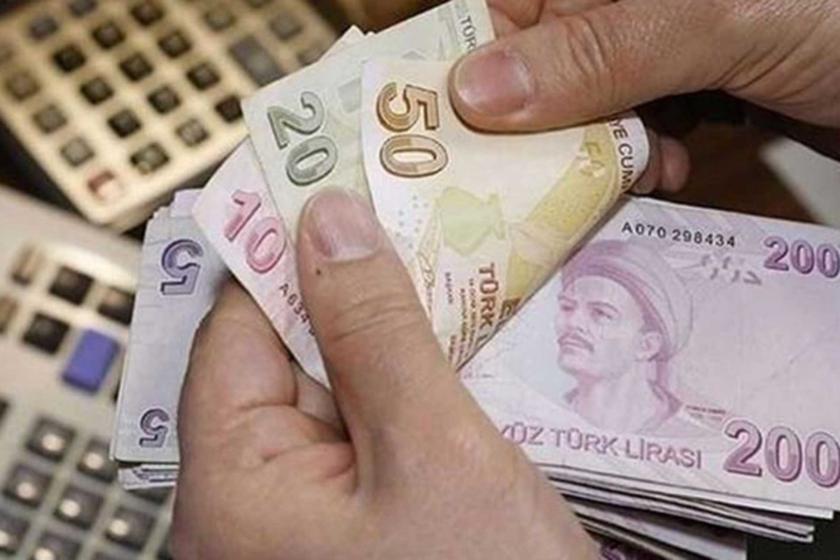 Türk lirası, para sayan el
