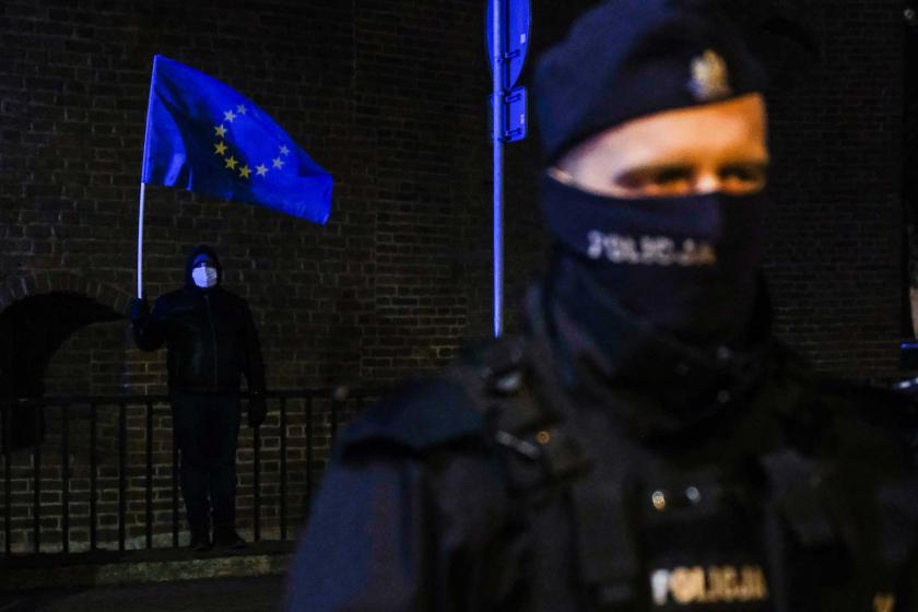 Polonya'nın Krakow kentinde, Polonya hükümetinin Avrupa Birliği bütçesini veto etmesi protesto edildi.