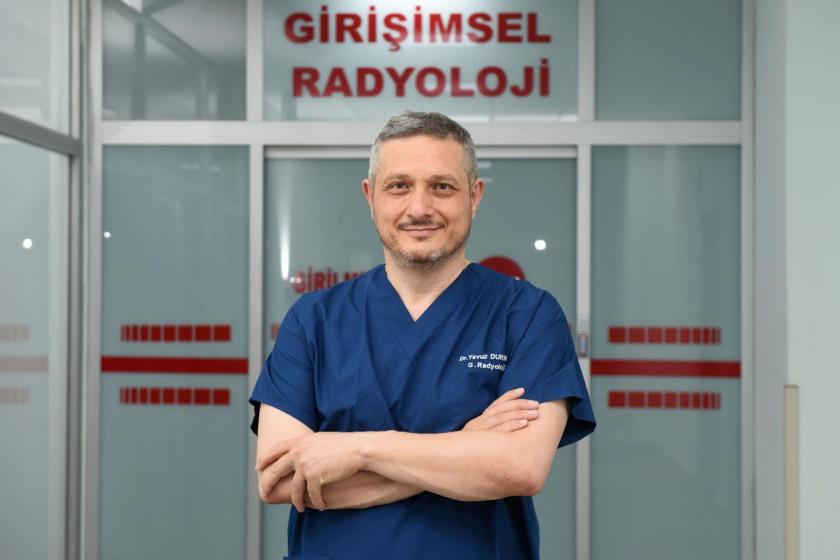 Yılın hekimi seçilen Radyoloji Uzmanı Yavuz Durmuş Kovid-19'dan hayatını kaybetti