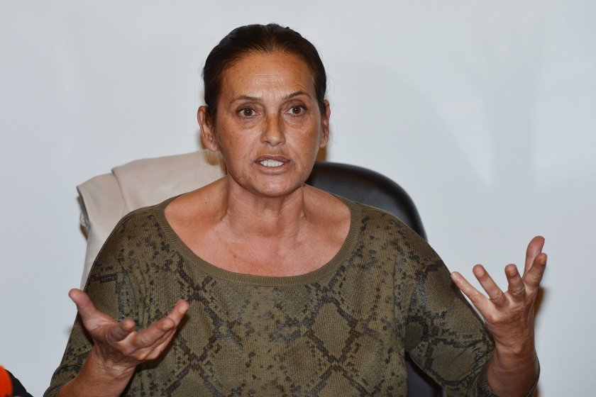 Nur Sürer’e Soçi’de en iyi kadın oyuncu ödülü: Ödülünü tüm emekçi kadınlara ithaf etti