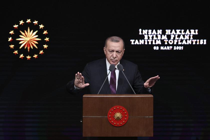 Cumhurbaşkanı Recep Tayyip Erdoğan 'İnsan Hakları Eylem Planı' Tanıtım Toplantısında konuşurken.