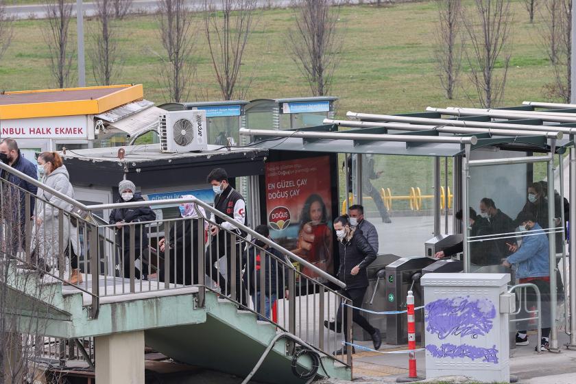 Kovid-19 vakaları ve karantinalar artıyor, mutant virüs yayılıyor