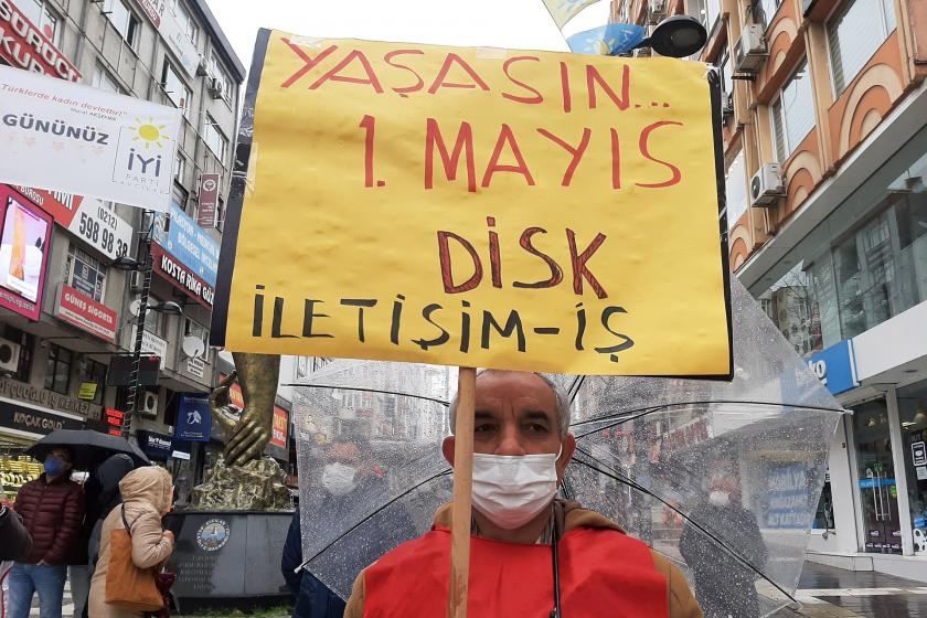 DİSK/Gıda-İş sendikası, Avcılar’da yaptığı basın açıklamasıyla emekçileri 1 Mayıs'a çağırdı.