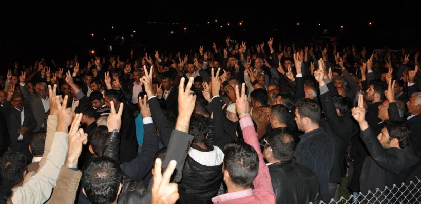 YPG’li Göçer’i binler toprağa verdi