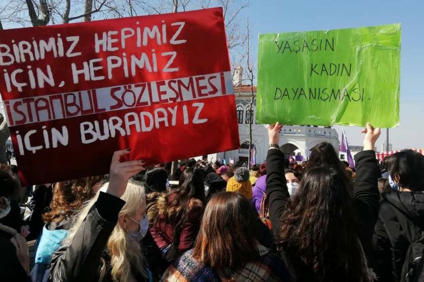 İstanbul'da kadınlar İstanbul Sözleşmesine sahip çıktı