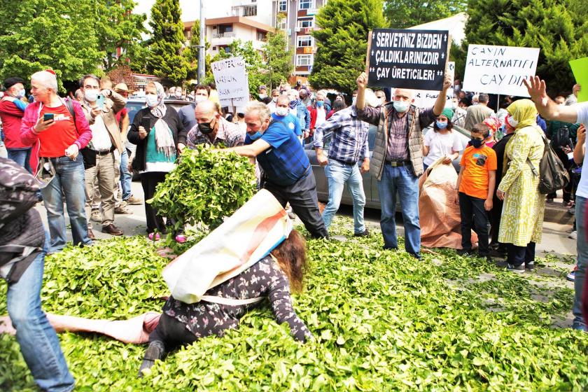 Fındıklı'da çay üreticileri eylem yaptı