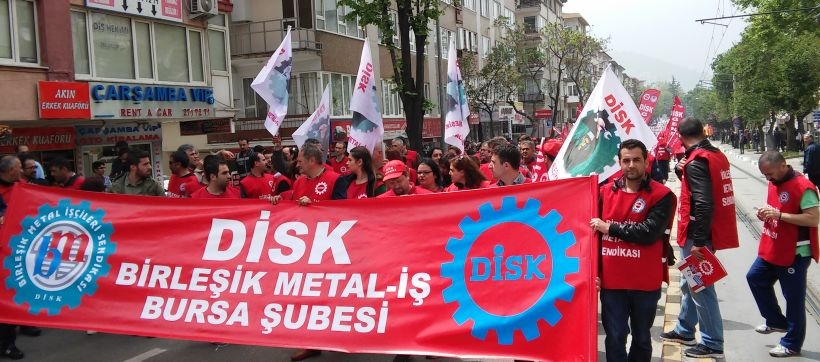 Bursa’da işçiler kent meydanındaydı