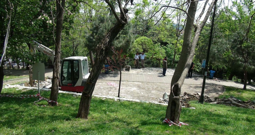 Abbasağa Parkı'nda kafe yapımına karşı nöbet