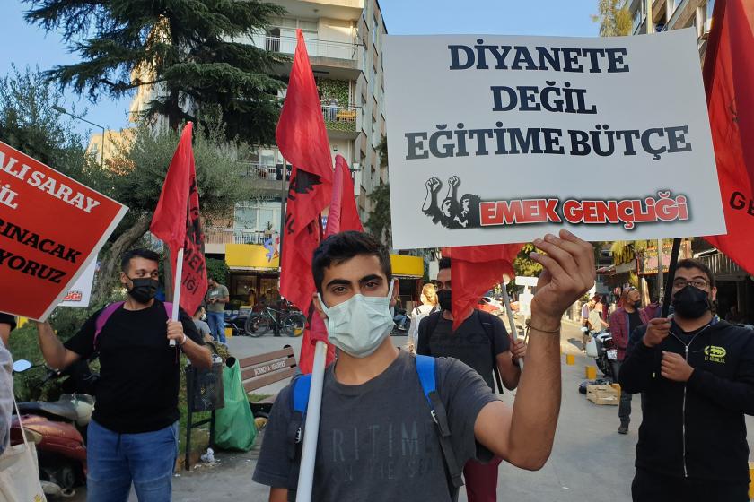 Diyanet, krize rağmen bu yılın ilk çeyreğinde 4,9 milyon lira kitap basım harcaması yaptı