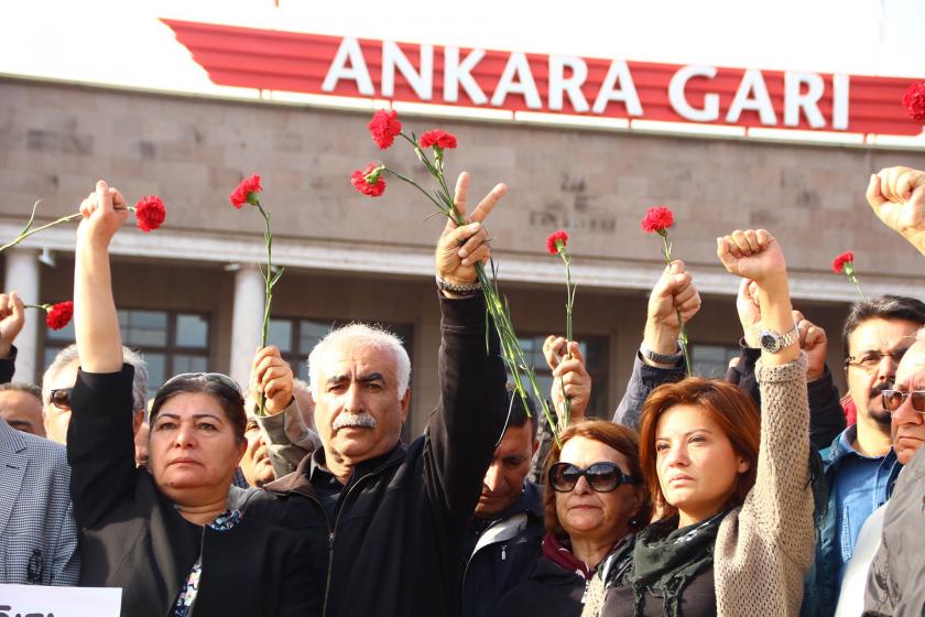 10 Ekim'de yakınlarını kaybedenlerin yakınları