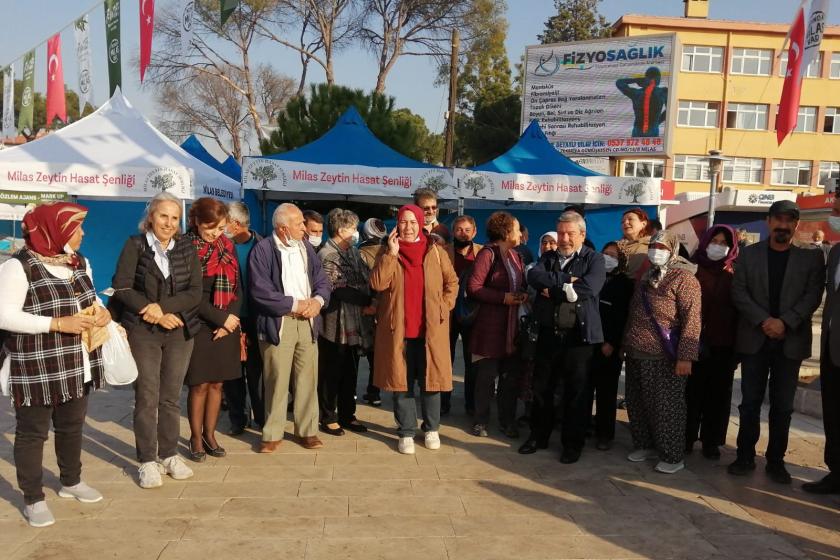 Zeytin festivaline termikçi şirketin sponsor olmasını protesto ettiği için gözeltına alınan Deniz Gümüşel;  Mücadeleye daha güçlü bir şekilde devam edeceğiz