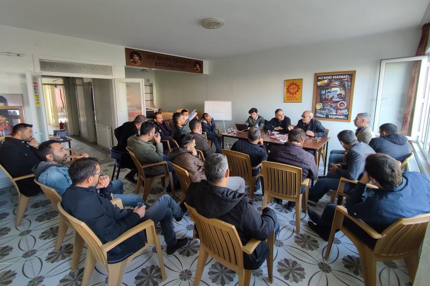 Fabrika fabrika, mahalle mahalle örgütlenmeliyiz