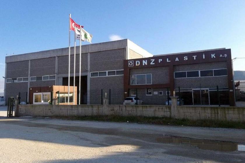 İş bırakan DNZ Plastik işçileri haklarını istiyor