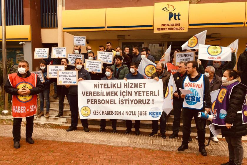 Haber Sen üyelerinin PTT önündeki eylemi