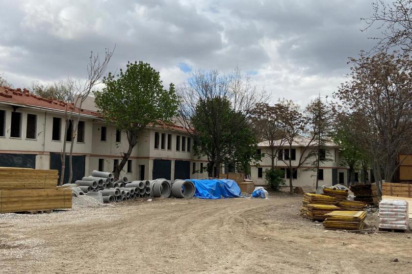 Saraçoğlu Mahallesinde hukuk arkadan dolanılıyor