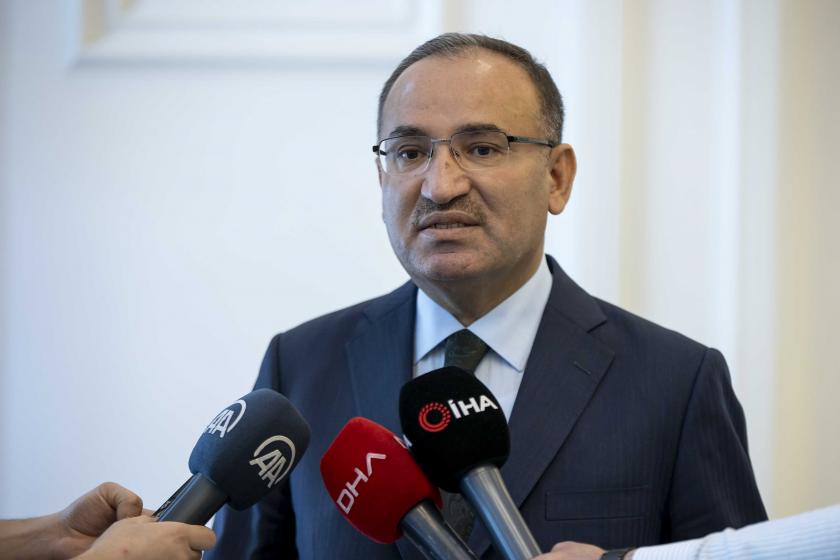 Bozdağ: Tweet attı diye hakkında soruşturma başlatılan yok, soruşturma içeriğe